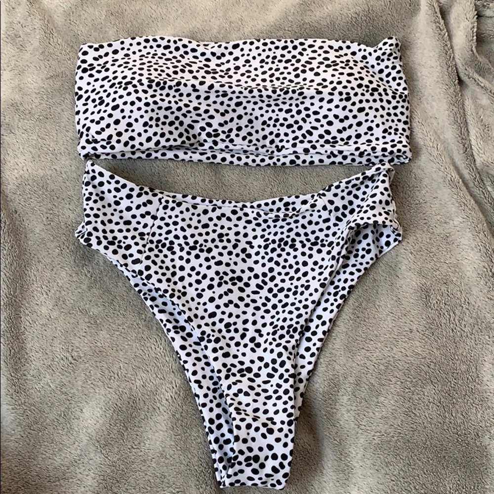 High waisted bikini size medium